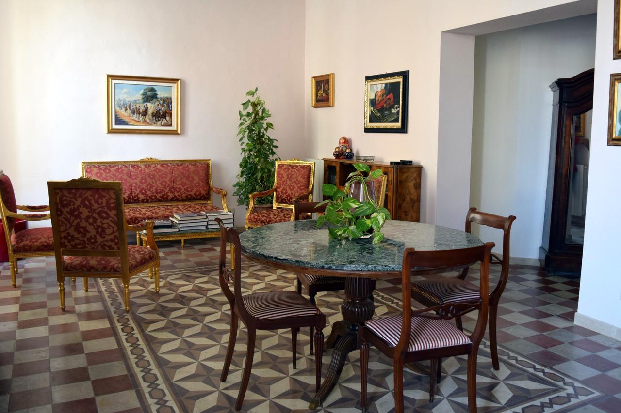 Eleonora Room & Breakfast Oristano Dış mekan fotoğraf